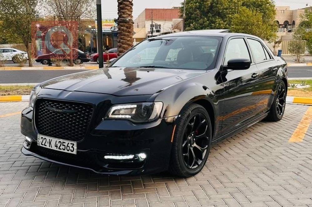 کرایسلەر 300